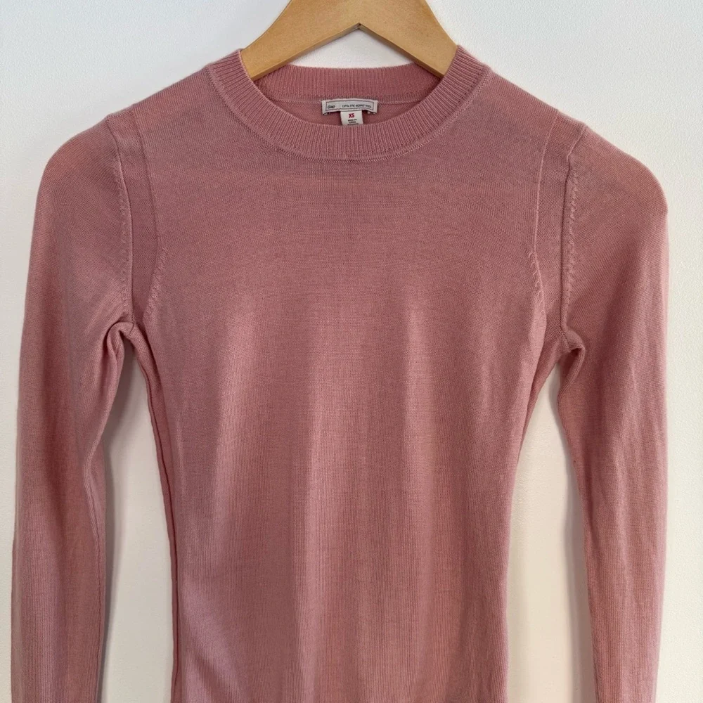 GAP lightweight knit